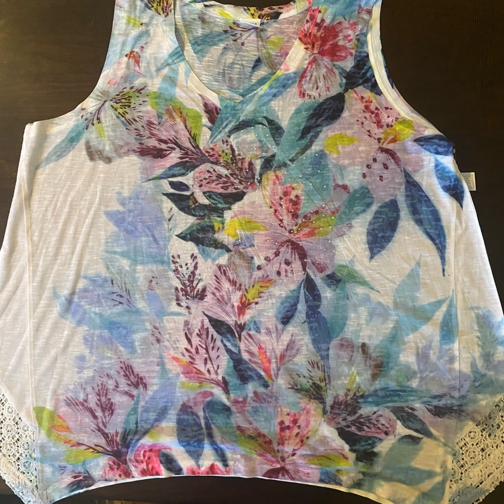 NEW WOMENS PLUS TANK TOP LOT